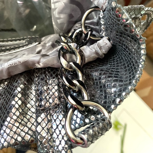 MICHAEL Michael Kors Faux Python Tote Bag - Picture 17 of 17